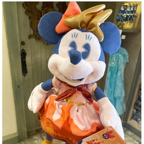 Minnie Mouse: The Main Attraction Plush – Big Thunder Mountain Railroad - Picture 4 of 10